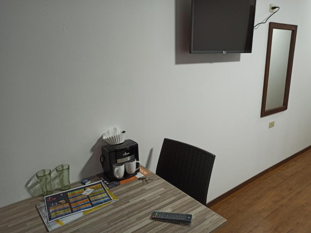 לוחה Habitaciones Alkimya מראה חיצוני תמונה